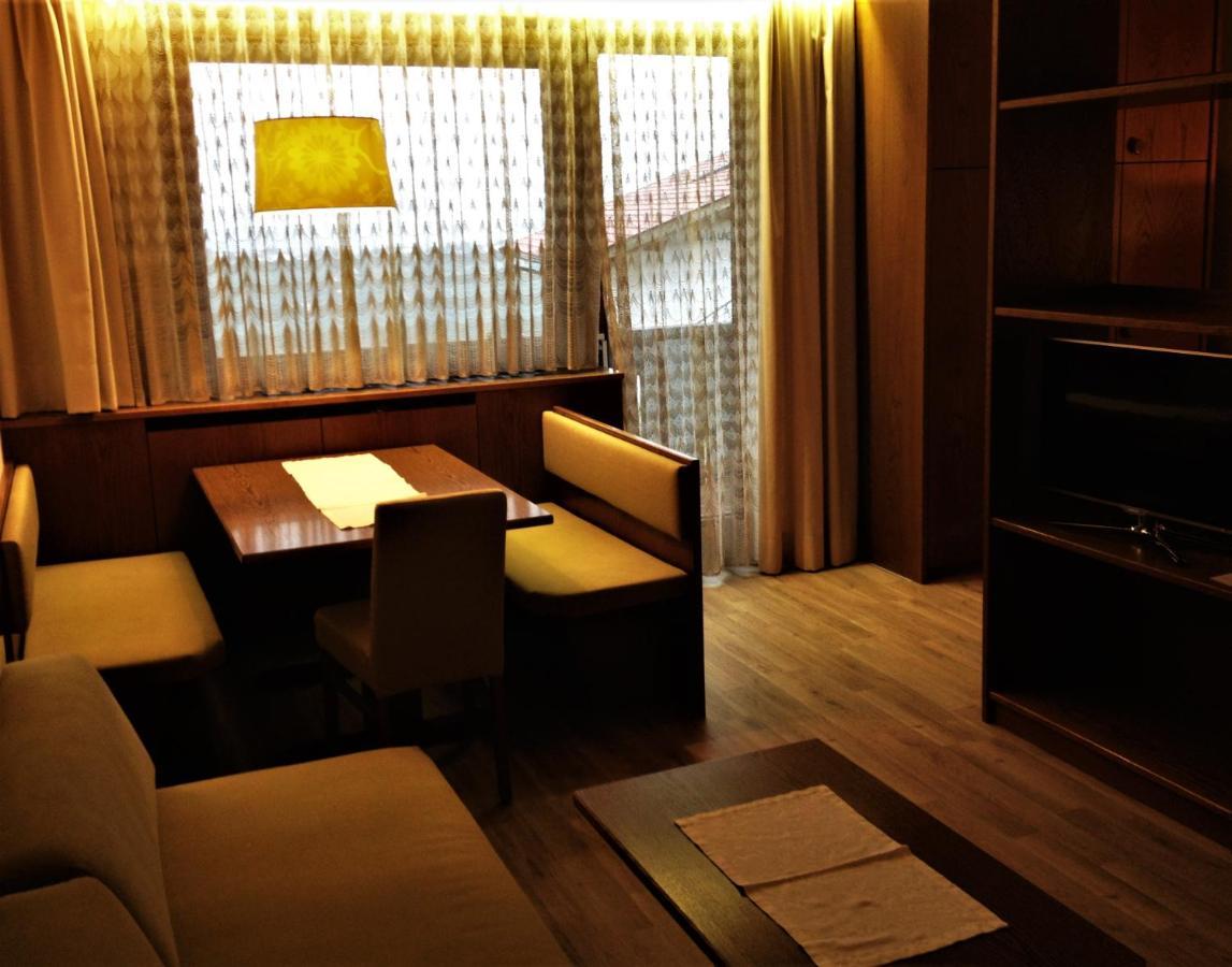 Andreas Hofer Aparthotel Schenna Ngoại thất bức ảnh